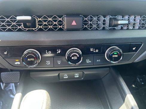 Used 2023 Honda Accord EX image 25