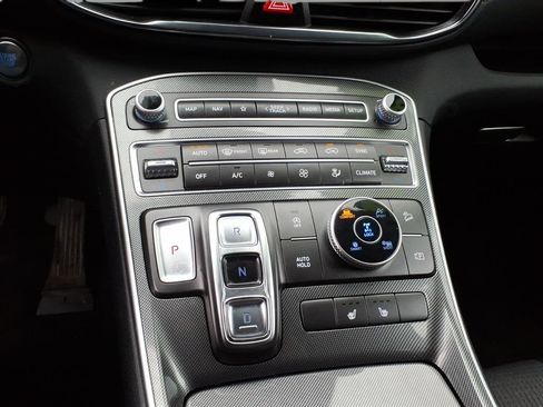 Used 2023 Hyundai Santa Fe SEL image 16