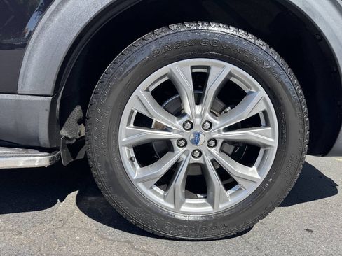 Used 2020 Ford Explorer Limited AWD/4WD image 20