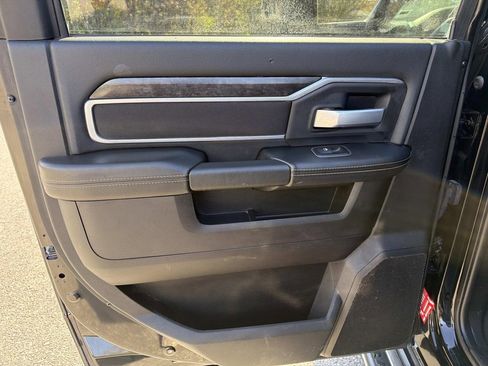 Used 2024 RAM 3500 Big Horn image 15