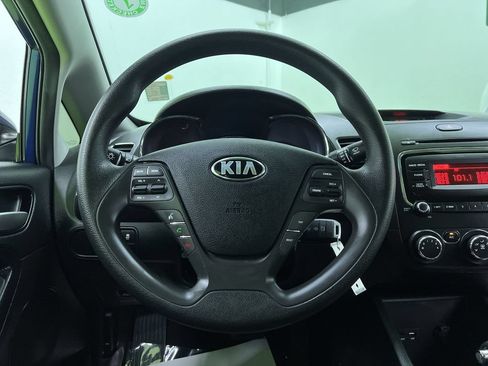 Used 2018 Kia Forte LX FWD image 19