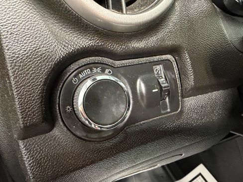 Used 2016 Chevrolet Trax LT w/ LT Sun and Sound Package image 23