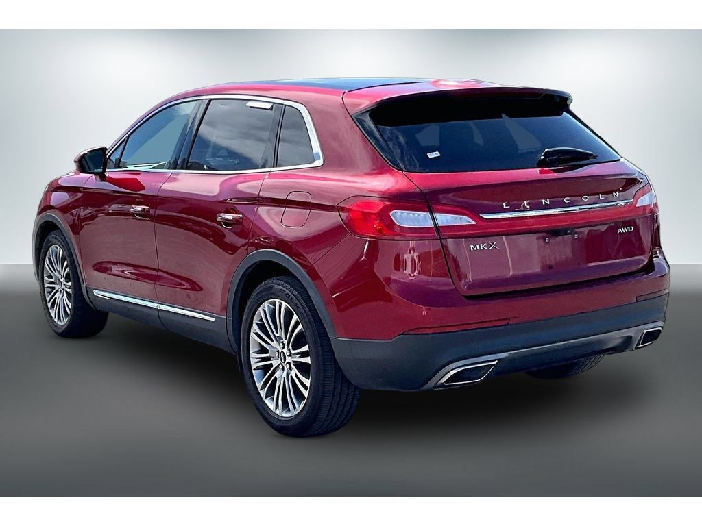 Used 2016 Lincoln MKX Reserve w/ Equipment Group 102A AWD/4WD image 4