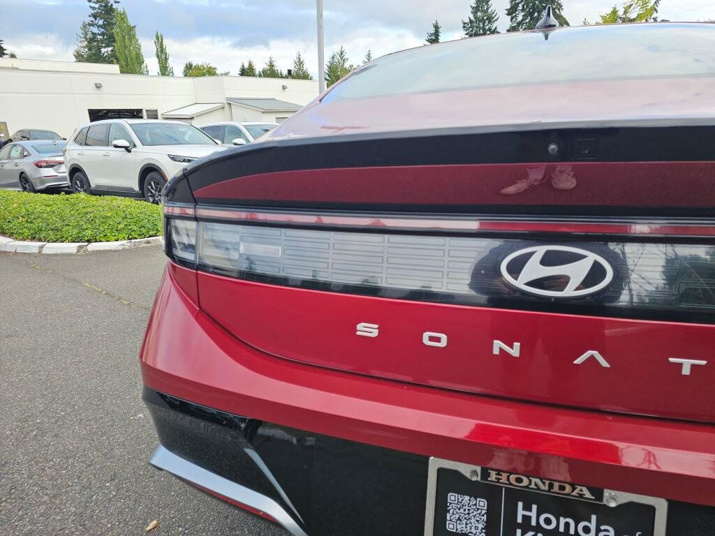 Used 2024 Hyundai Sonata SEL FWD image 16