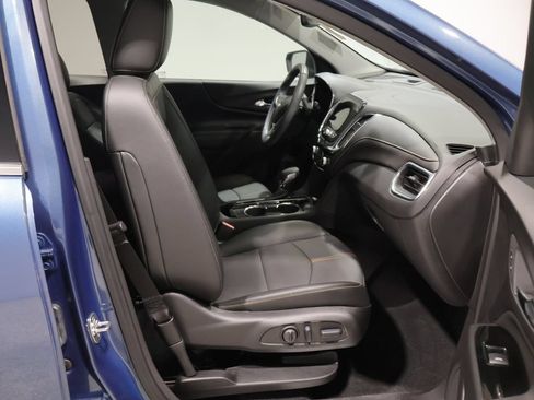 Used 2024 Chevrolet Equinox Premier AWD/4WD image 23