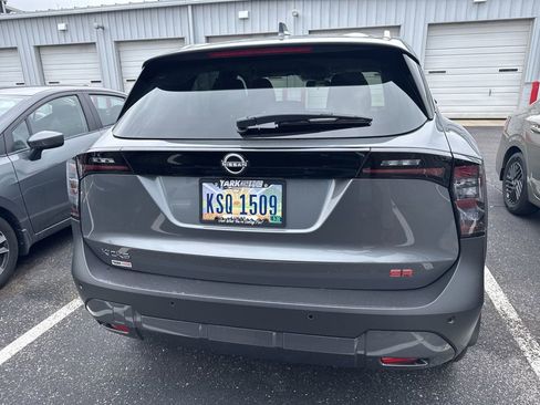 Certified 2025 Nissan Kicks SR image 6