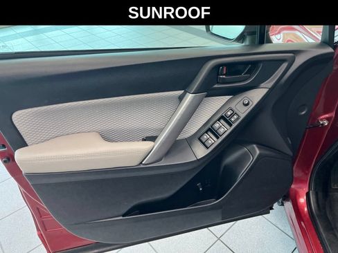 Used 2018 Subaru Forester 2.5i Premium w/ All-Weather Package AWD/4WD image 7