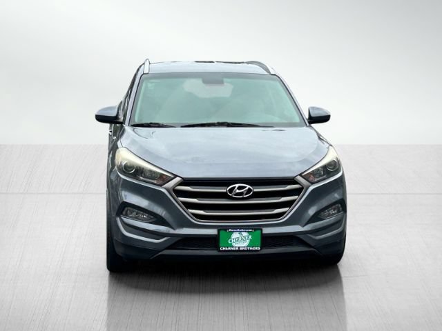 Used 2016 Hyundai Tucson SE w/ Option Group 02 FWD image 2