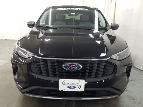 New 2026 Ford Escape Active w/ Cold Weather Package image 8