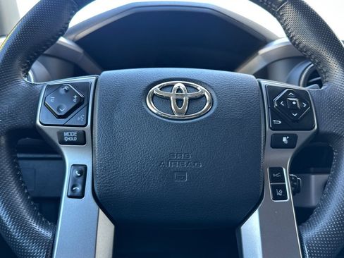 Used 2020 Toyota Tacoma SR5 w/ Technology Package AWD/4WD image 21