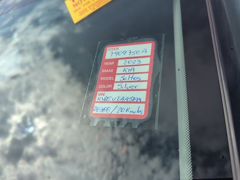 Certified 2023 Kia Seltos S image 7