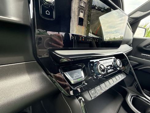 Certified 2026 GMC Sierra 1500 AT4X AWD/4WD image 23