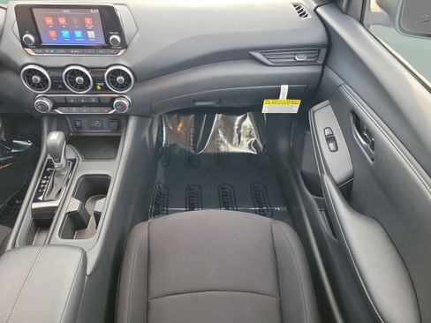 Certified 2025 Nissan Sentra S w/ Trunk Package image 15