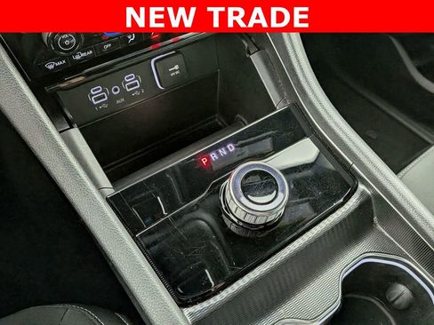 Used 2024 Jeep Grand Cherokee L Laredo RWD image 17