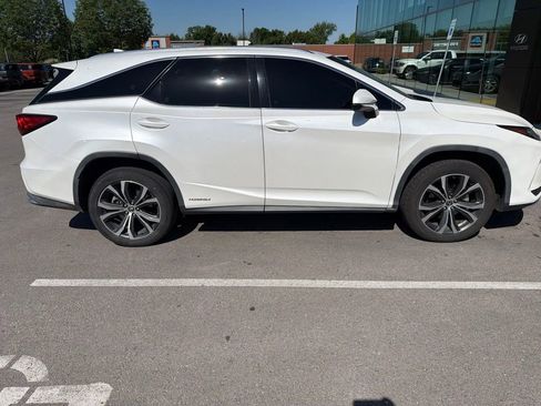 Used 2020 Lexus RX 450hL AWD w/ Premium Package image 4