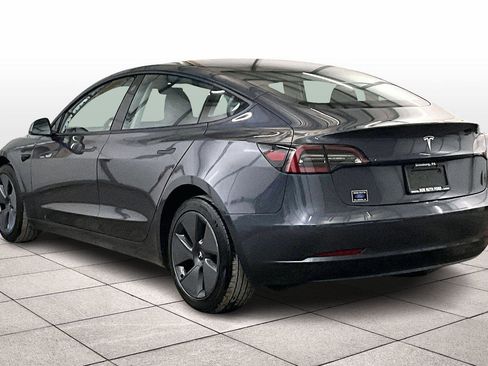 Used 2023 Tesla Model 3 Standard Range image 10