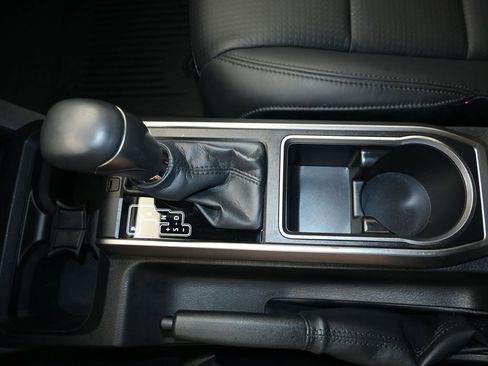 Used 2023 Toyota Tacoma Limited image 20