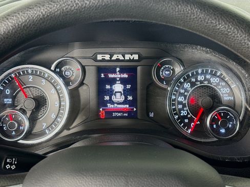 Used 2025 RAM 1500 Tradesman image 15