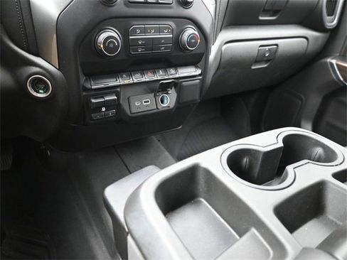 Used 2020 Chevrolet Silverado 1500 RST image 29