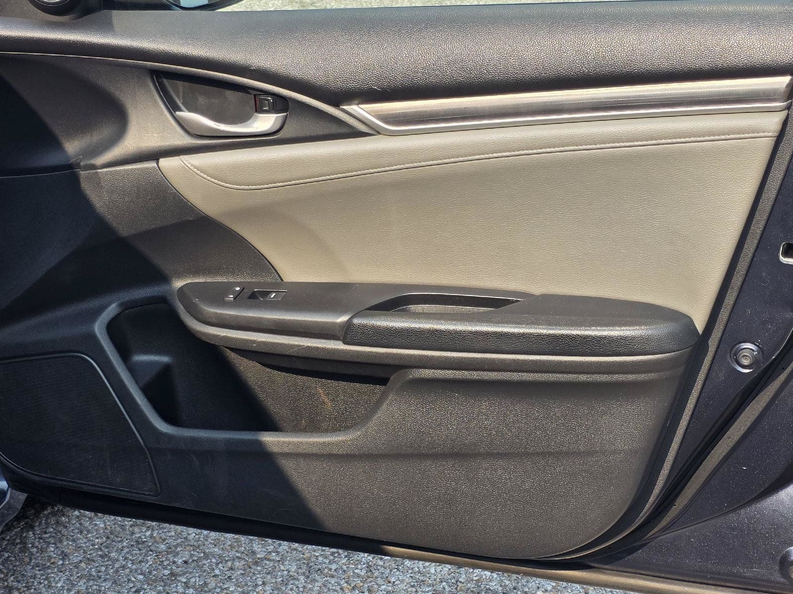 Used 2020 Honda Civic EX-L image 29