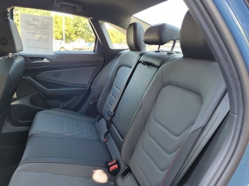 Used 2025 Volkswagen Jetta GLI Autobahn FWD image 14