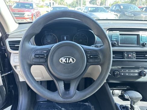 Used 2016 Kia Optima LX FWD image 18