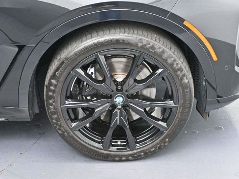 Used 2024 BMW X7 xDrive40i w/ M Sport Package image 42