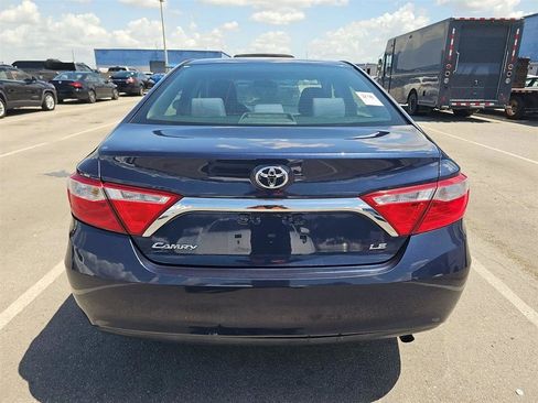 Used 2017 Toyota Camry LE FWD image 4