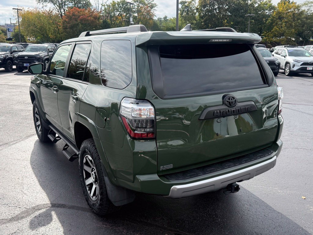 Certified 2022 Toyota 4Runner TRD Off-Road AWD/4WD image 5