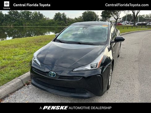 Used 2021 Toyota Prius LE FWD image 1