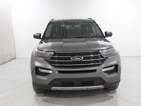 Certified 2022 Ford Explorer XLT w/ Equipment Group 202A image 2