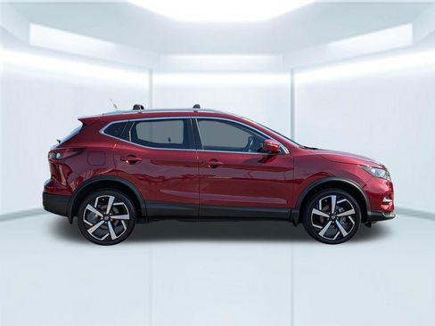 Used 2022 Nissan Rogue Sport SL FWD image 7