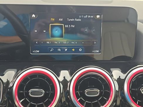 Used 2022 Mercedes-Benz GLA 250 image 22