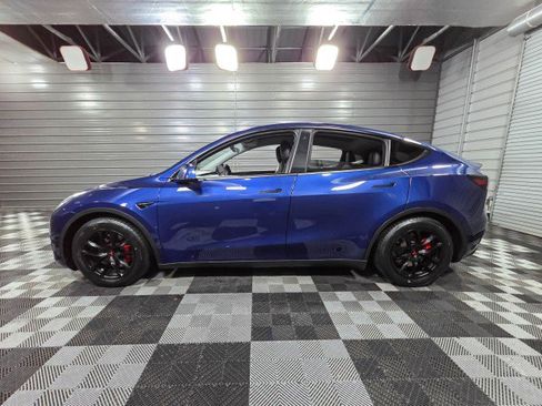 Used 2020 Tesla Model Y Long Range image 8