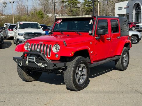 Used 2016 Jeep Wrangler Unlimited Sahara image 7
