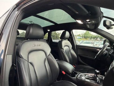 Used 2017 Audi SQ5 Premium Plus w/ Technology Package AWD/4WD image 17