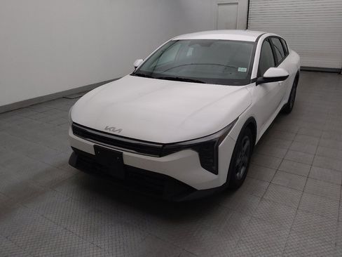Used 2025 Kia K4 FWD image 15