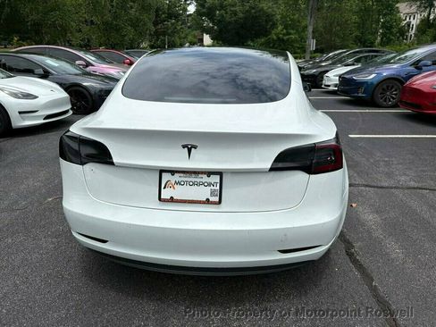 Used 2022 Tesla Model 3 Long Range AWD/4WD image 11
