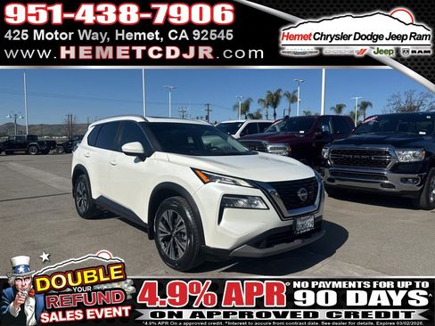 Used 2023 Nissan Rogue SV w/ SV Premium B Package image 1