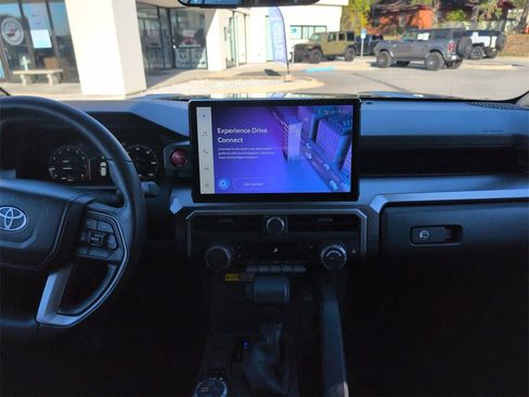 Used 2025 Toyota 4Runner TRD Off-Road Premium image 14