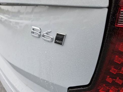 Certified 2025 Volvo XC90 B6 Plus AWD/4WD image 13