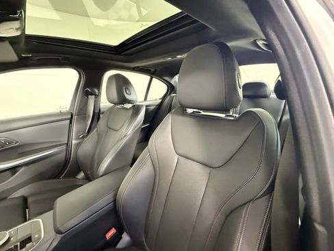 Used 2025 BMW 330i xDrive Sedan w/ Convenience Package image 7