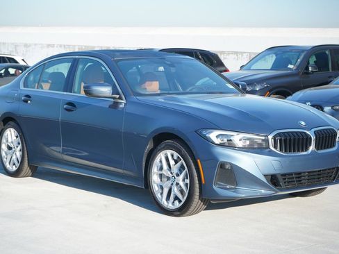 New 2026 BMW 330i Sedan w/ Premium Package image 3