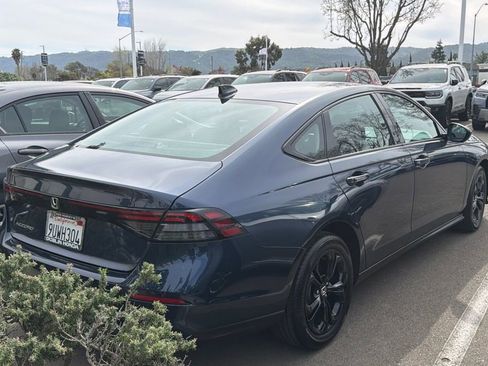 Used 2025 Honda Accord SE image 5