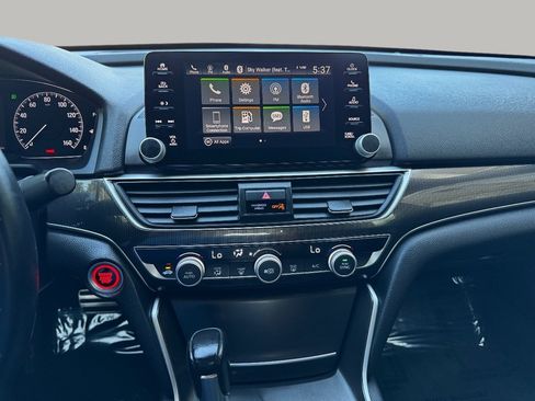 Used 2018 Honda Accord Sport image 26