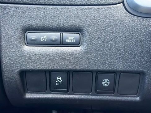 Used 2022 Nissan Murano SV FWD image 30