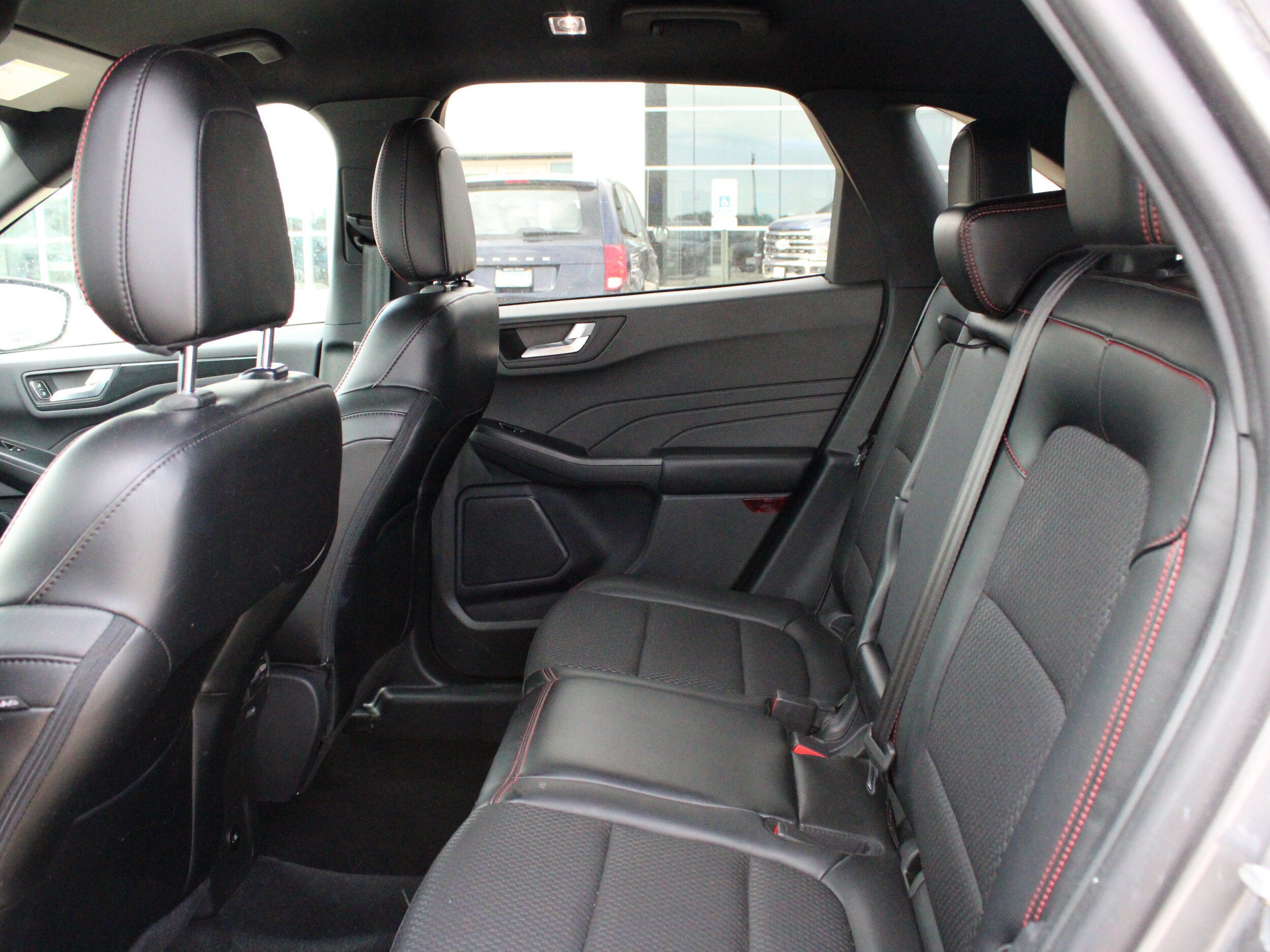 Used 2024 Ford Escape ST-Line w/ Tech Pack #1 AWD/4WD image 16