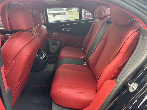 New 2025 Bentley Flying Spur Plug-In Hybrid image 26