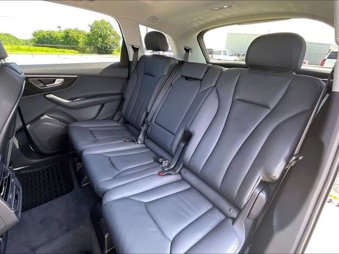 Used 2022 Audi Q7 3.0T Premium AWD/4WD image 19