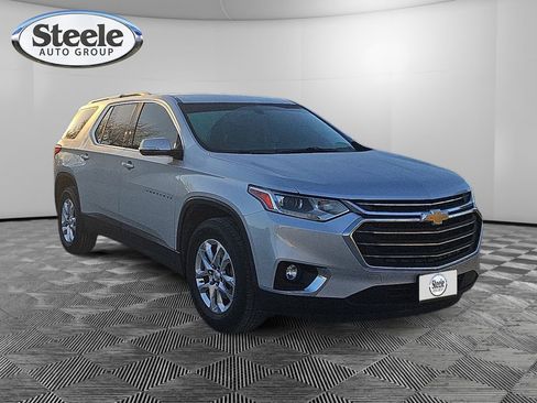 Used 2018 Chevrolet Traverse LT image 7